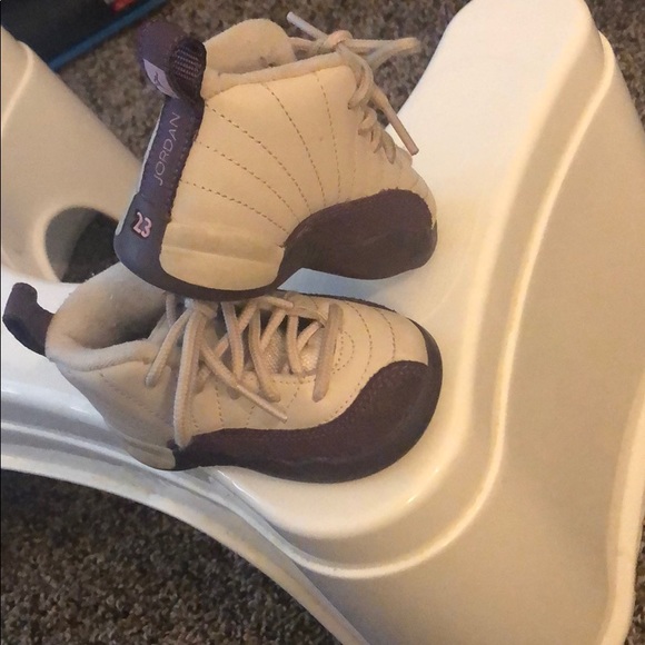 Jordan's 4c - Picture 3 of 3